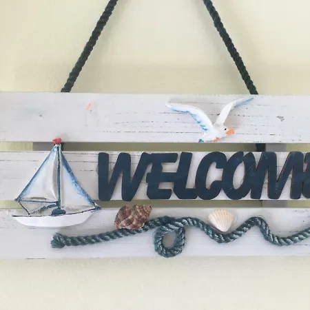 Quiet Overlooking The Swimming Pool Армасан-де-Пера