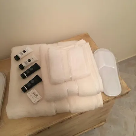 Quiet Overlooking The Swimming Pool * Армасан-де-Пера