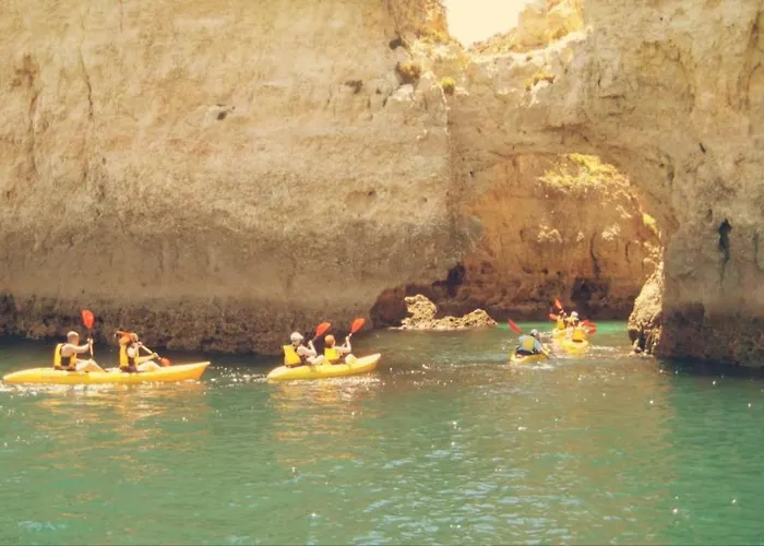 아파트 Quiet Overlooking The Swimming Pool Armação de Pêra