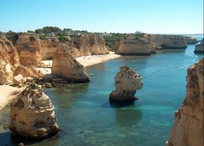 아파트 Quiet Overlooking The Swimming Pool