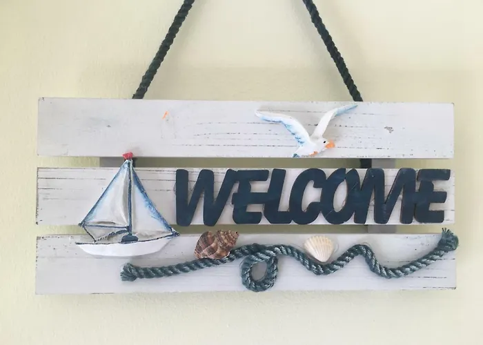 Quiet Overlooking The Swimming Pool Armação de Pêra