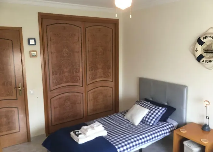 아파트 Quiet Overlooking The Swimming Pool *