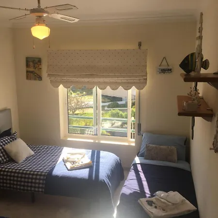 Quiet Overlooking The Swimming Pool * Armação de Pêra