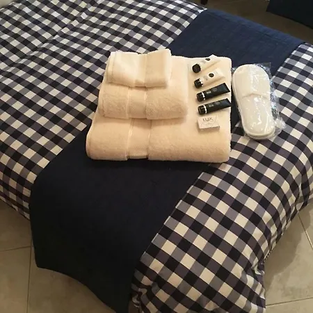 Quiet Overlooking The Swimming Pool Appartement *