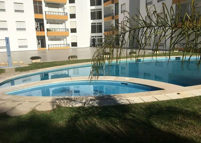 公寓 Quiet Overlooking The Swimming Pool Armação de Pêra