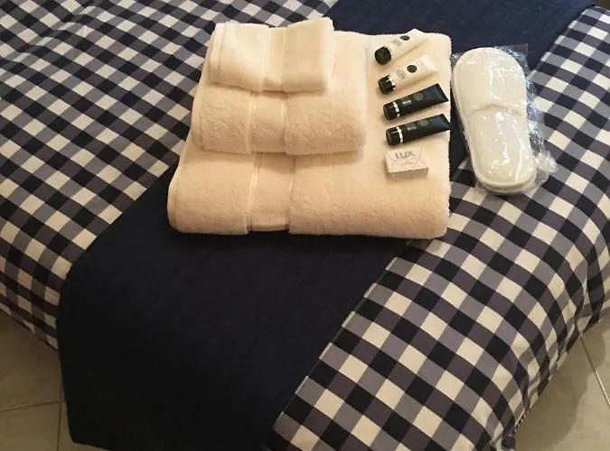 Quiet Overlooking The Swimming Pool 公寓 *