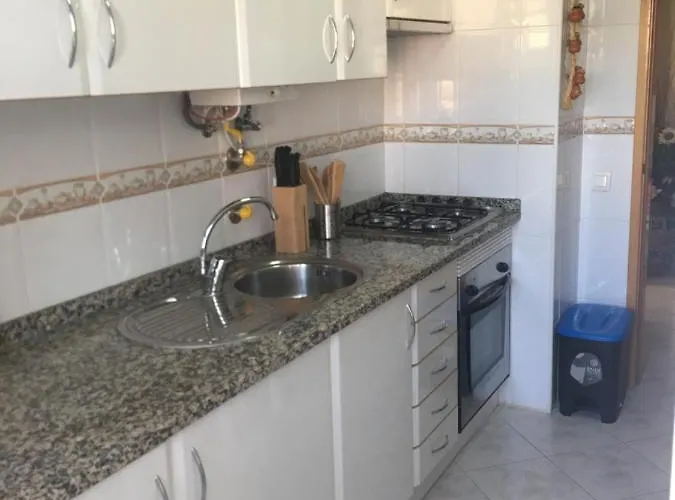 公寓 Quiet Overlooking The Swimming Pool